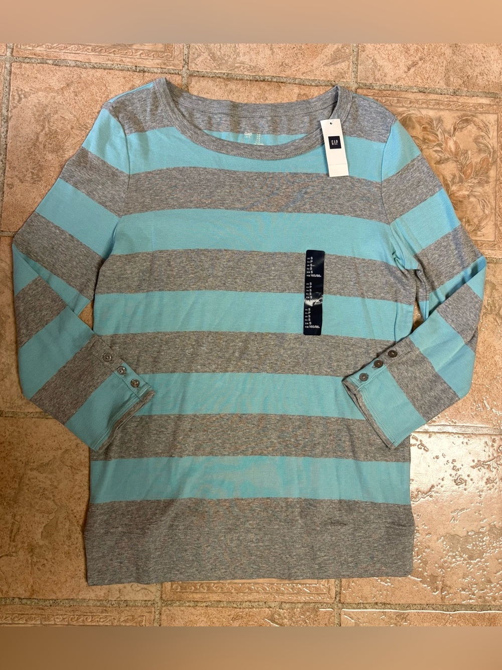 Gap top